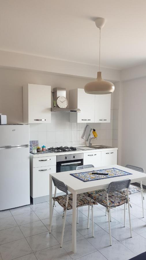 Appartamento Casa Azzurra Mascali Esterno foto